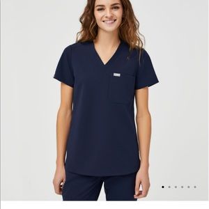 Figs Catarina navy blue scrub top